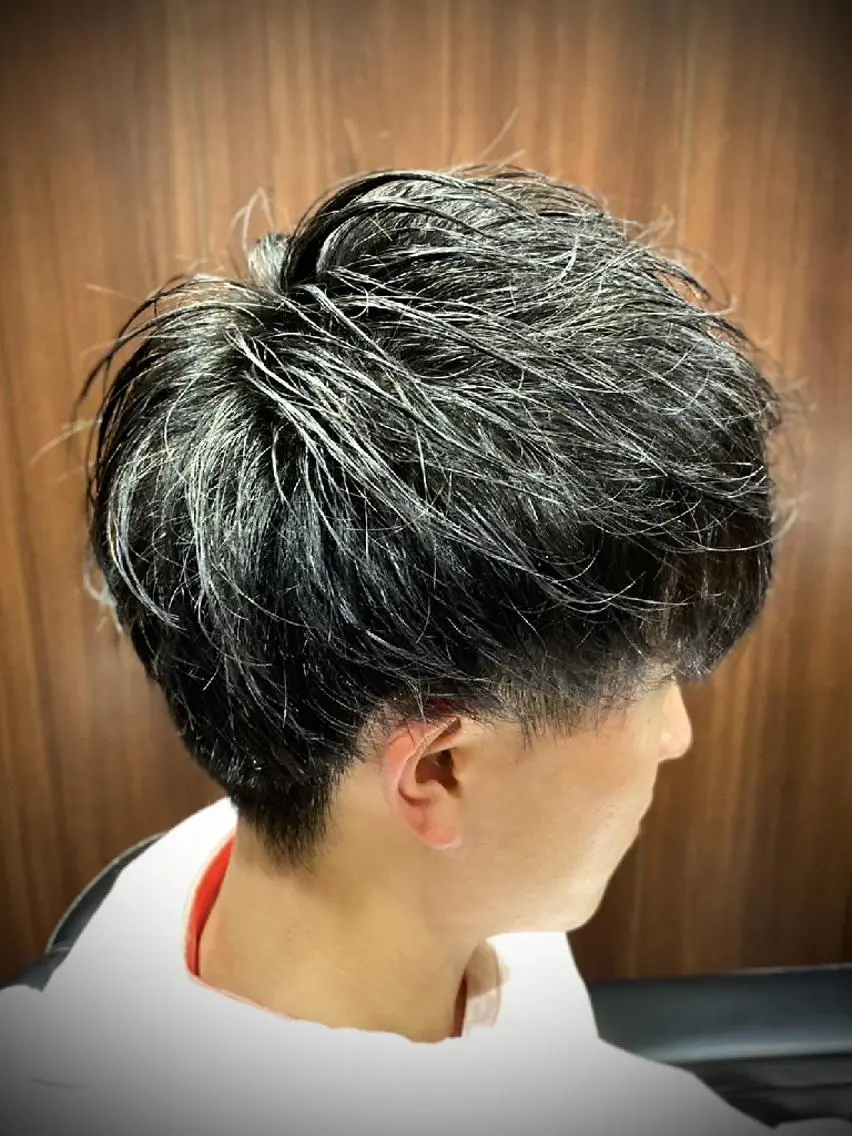 ショート カット 横須賀和也 ヒロ銀座一丁目のヘアスタイル