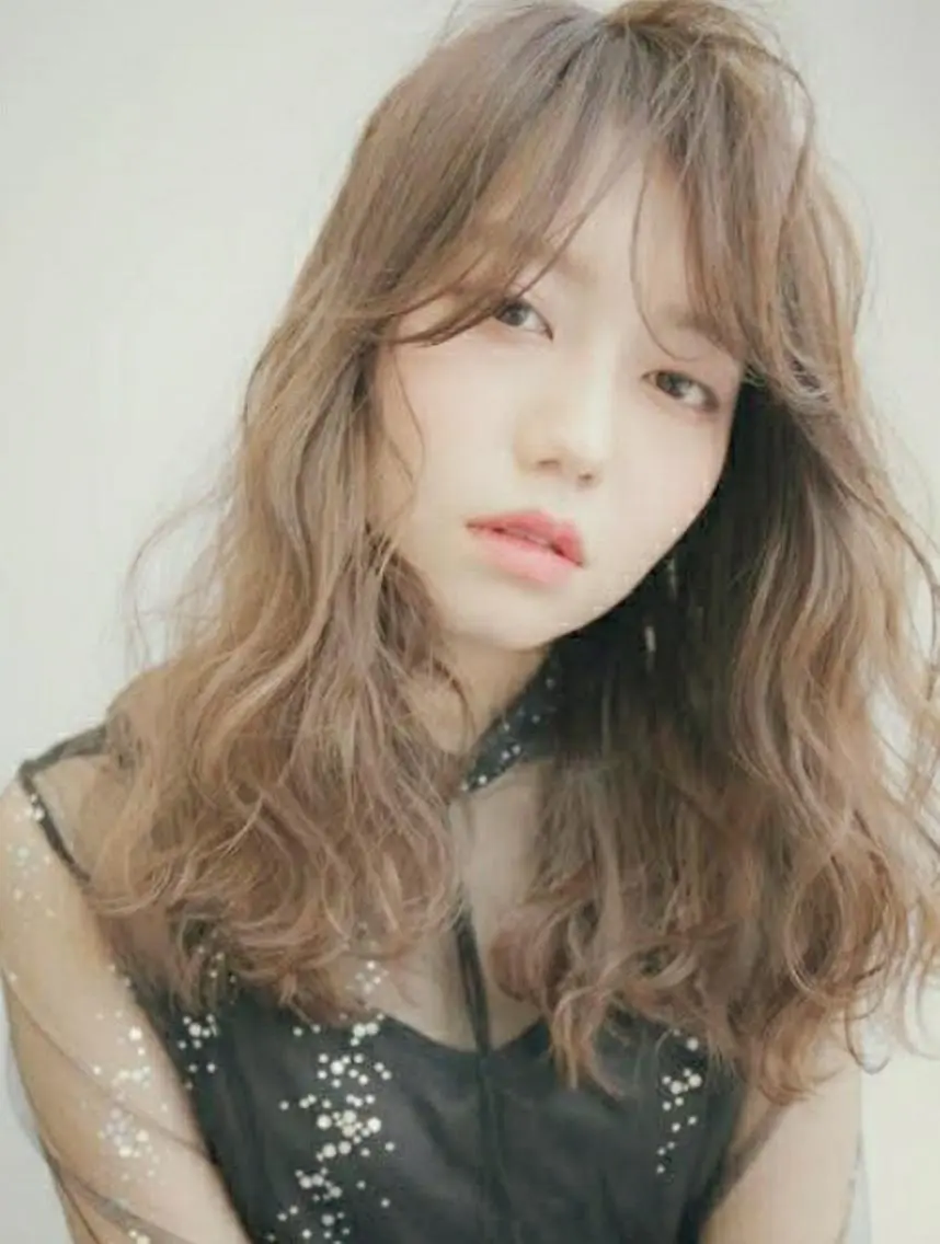 ロング カラー ✂️✂️徳　田✂️ ✂️のヘアスタイル