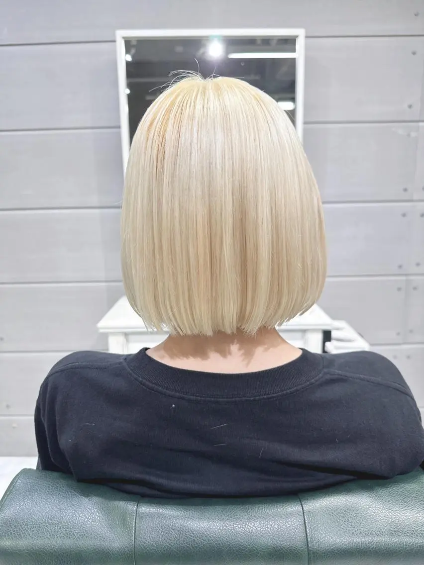 カラー ブリーチ ブロンド ハイトーンカラー モテ髪透明感❤️ デイズヘアカラーのヘアスタイル
