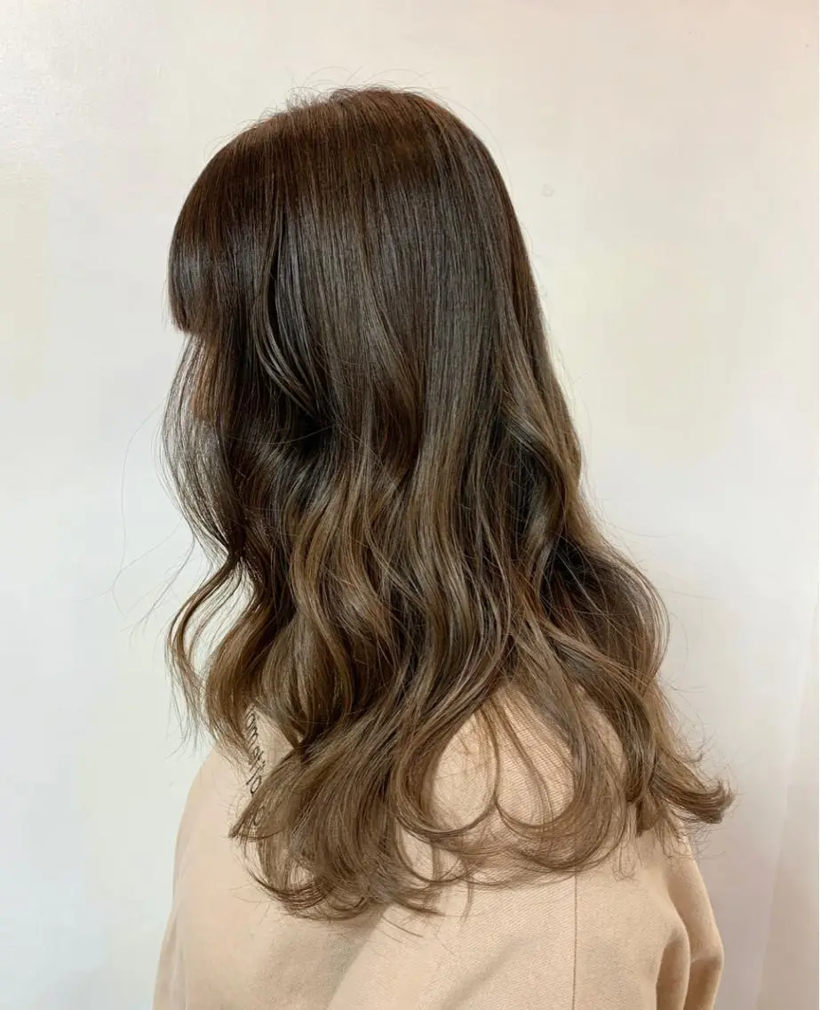 ロング カラー ハイライトカラー ハイライト トリートメント Shiho お洒落な エクステ♡ハイトーンのヘアスタイル