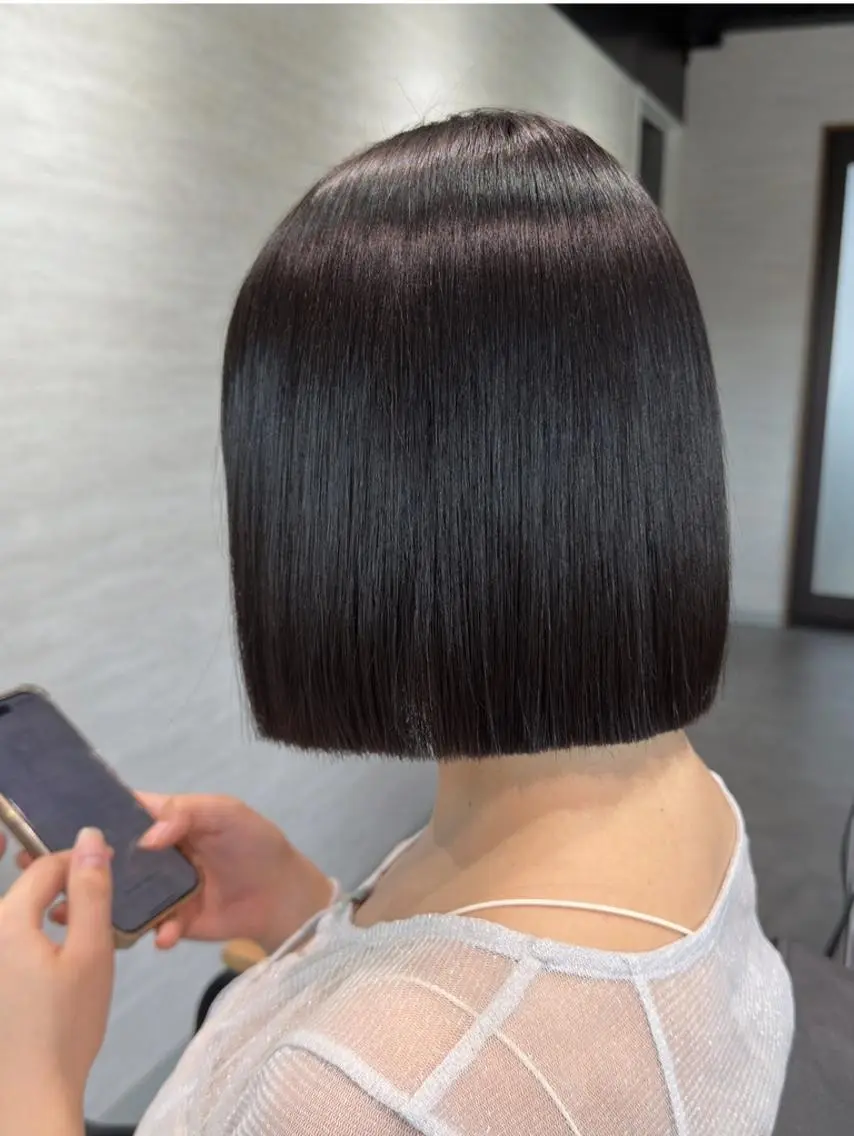 ミディアム ボブ 伸ばしかけ 縮毛矯正 縮毛矯正 トリートメント 作田 洋介のヘアスタイル
