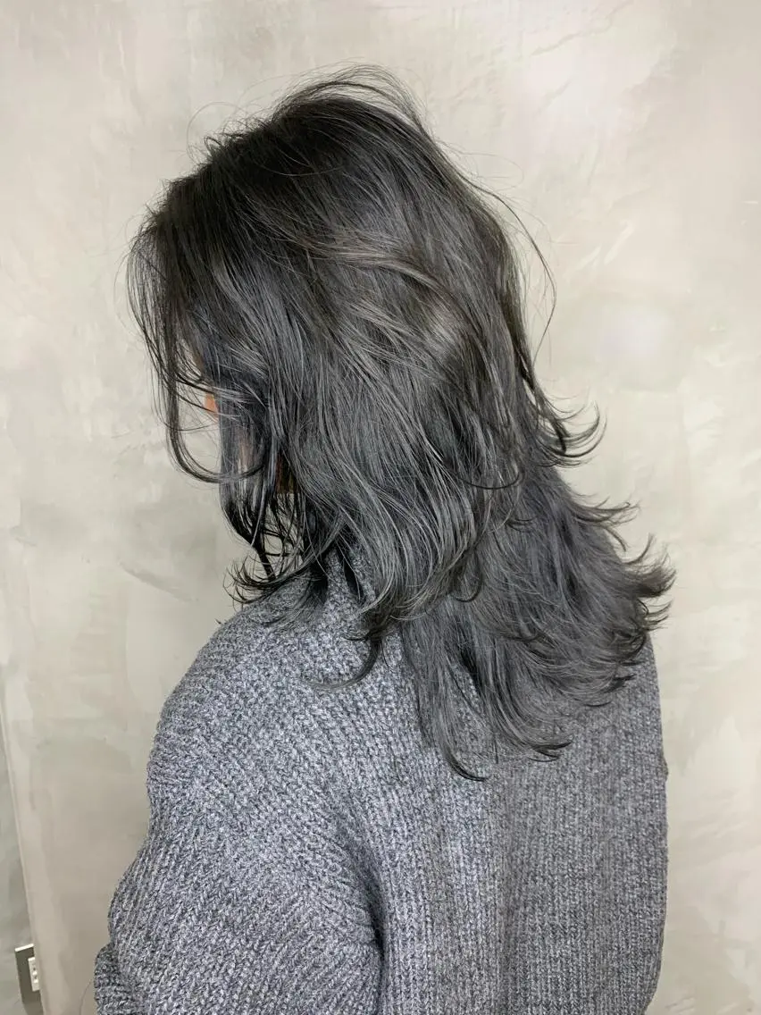 ミディアム カラー ヘアカラー リピート率No.1✨ ユウキのヘアスタイル