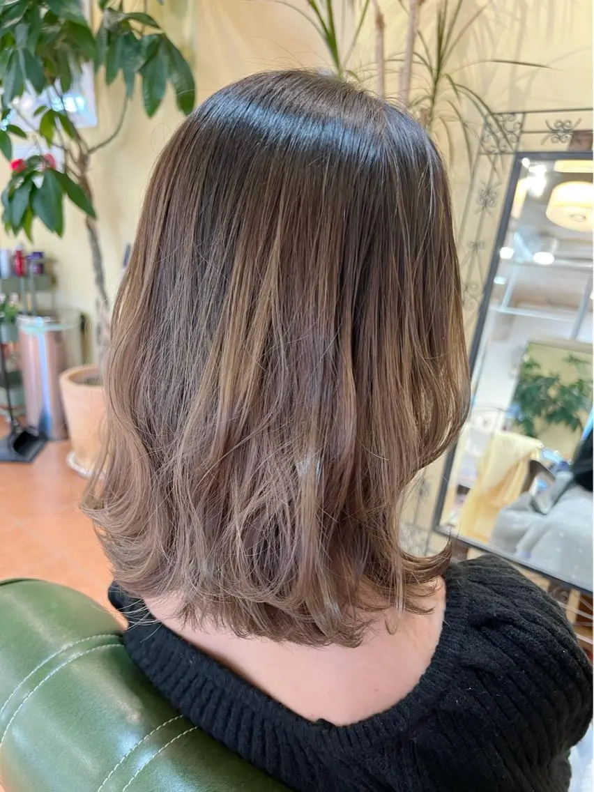 ミディアム カラー ヘアカラー トリートメント 石井 佑樹のヘアスタイル