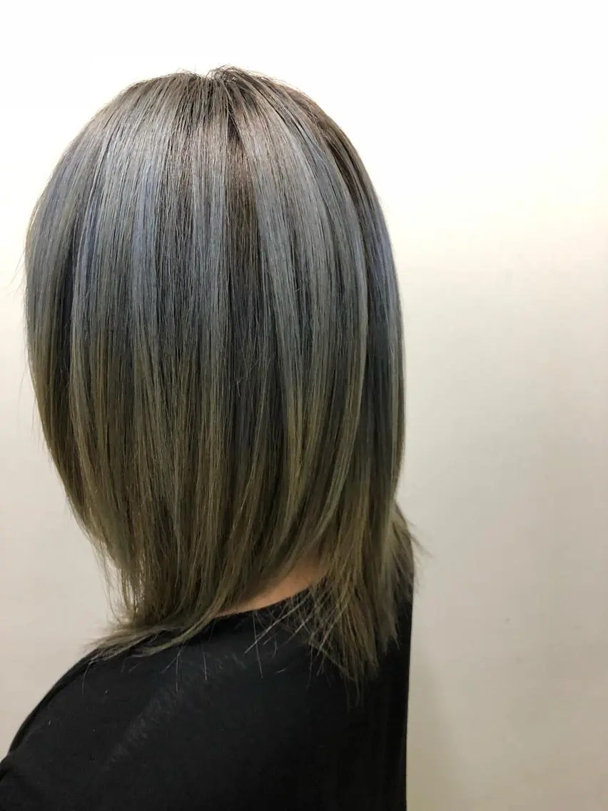 ミディアム カラー ヘアカラー コレットヘアー 田中アヤノのヘアスタイル
