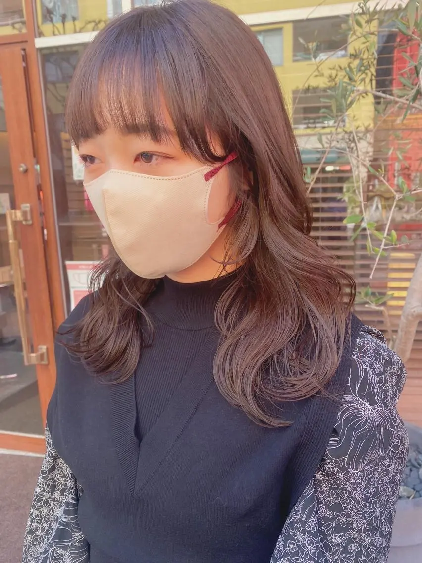 セミロング maika /layer cutのヘアスタイル