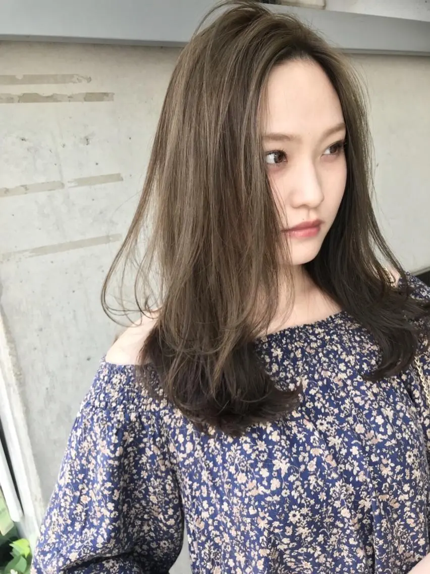 セミロング カラー デザインカラー 韓×中くびれヘア💋 髪質改善宇塚元哉💓のヘアスタイル