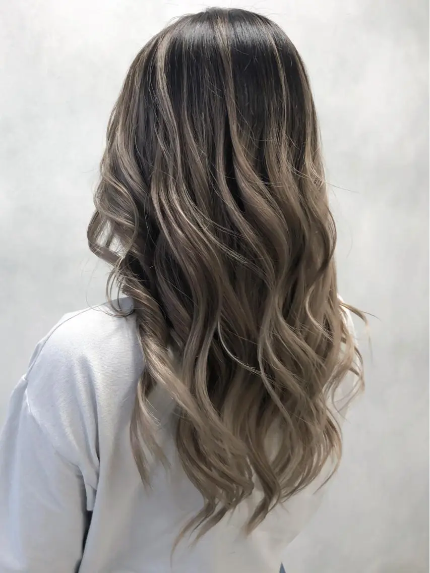 ロング カラー welring hair salonのヘアスタイル