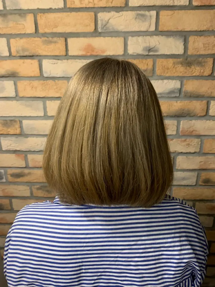ミディアム ✂️ 小倉ちか✂️のヘアスタイル