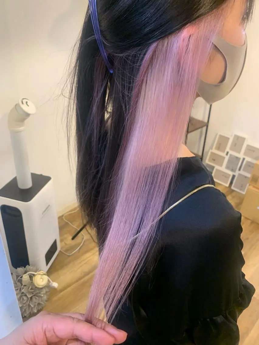 セミロング カラー ブリーチ ケアブリーチ インナーカラー ピンクカラー ヘアカラー nico【代表】 市川 拓也のヘアスタイル