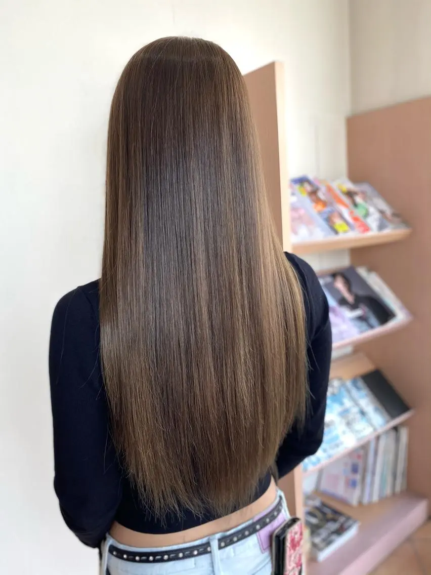 ロング カラー ベージュカラー ブリーチ ブリーチなしカラー カット ヘアカラー トリートメント 髪質改善 / 縮毛 矯正 /井内亮次のヘアスタイル