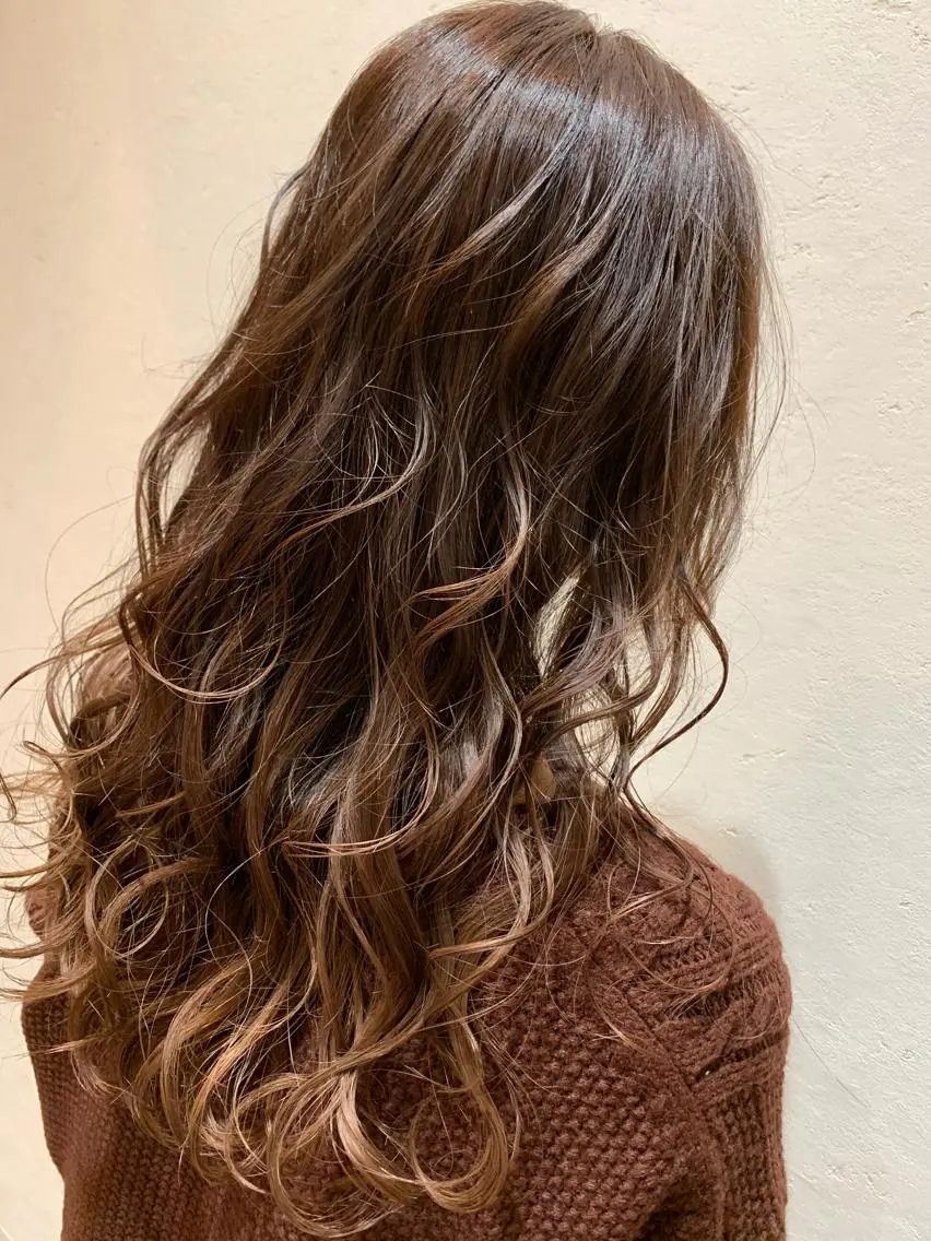 セミロング カラー ヘアカラー トリートメント 天野 開のヘアスタイル