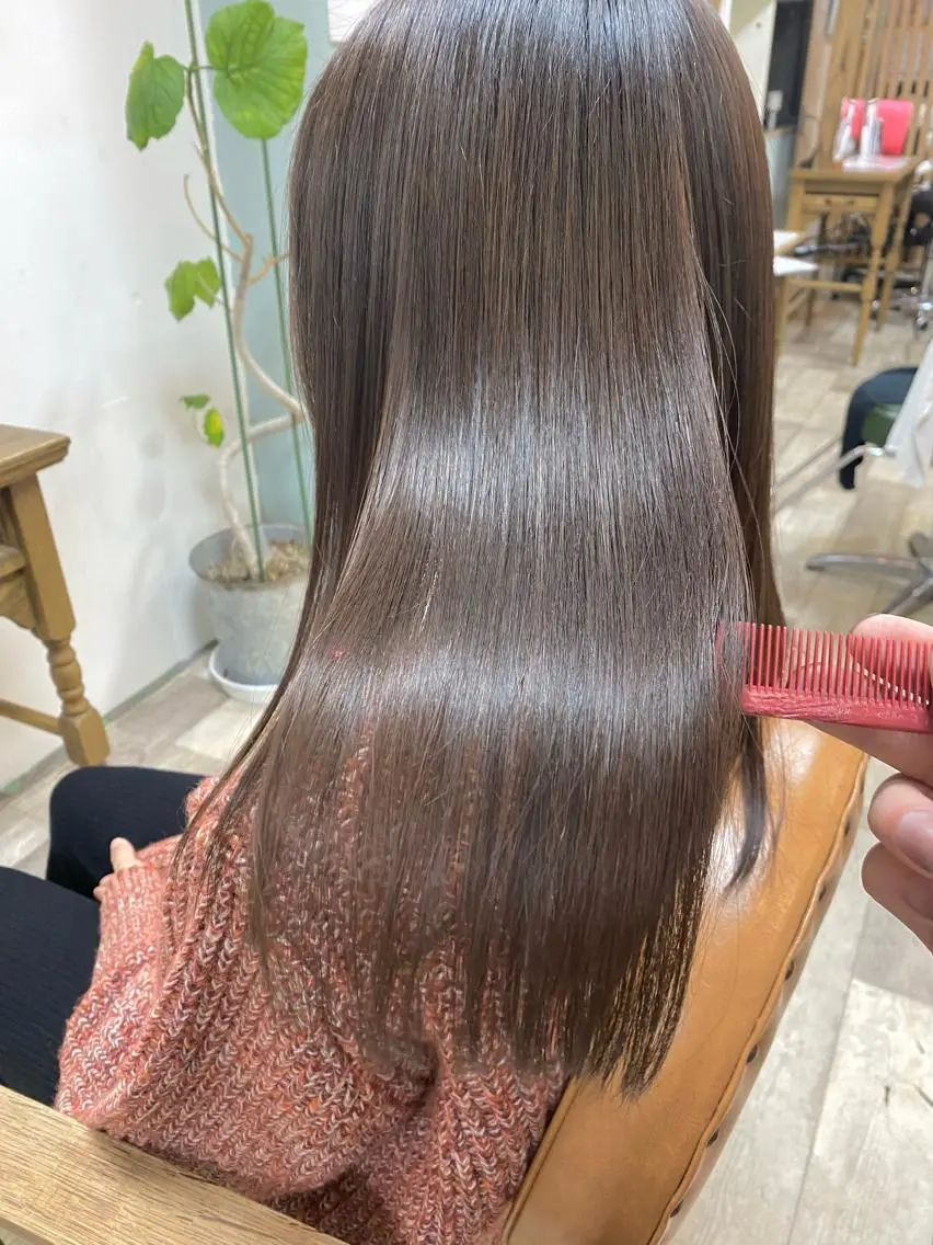 セミロング 髪質改善✨ 角谷　勇のヘアスタイル