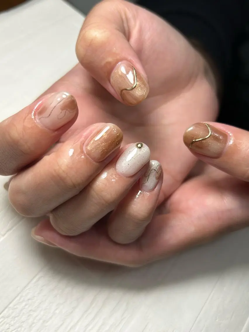 ネイル 大崎 奈々のネイルデザイン