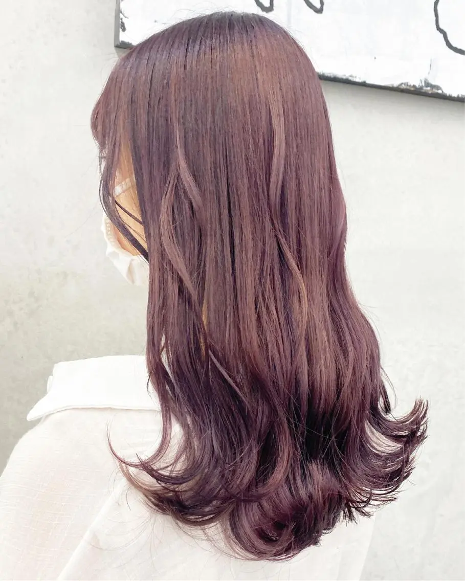 セミロング カラー ブリーチ ダブルカラー ラベンダーカラー 榎園 由美のヘアスタイル