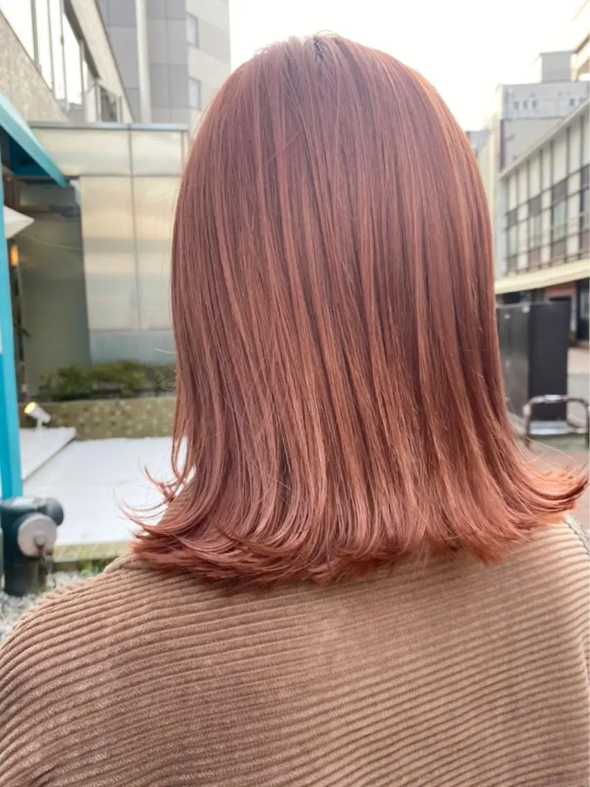セミロング カラー ベージュカラー オレンジ オレンジベージュ 佐藤 魁人のヘアスタイル