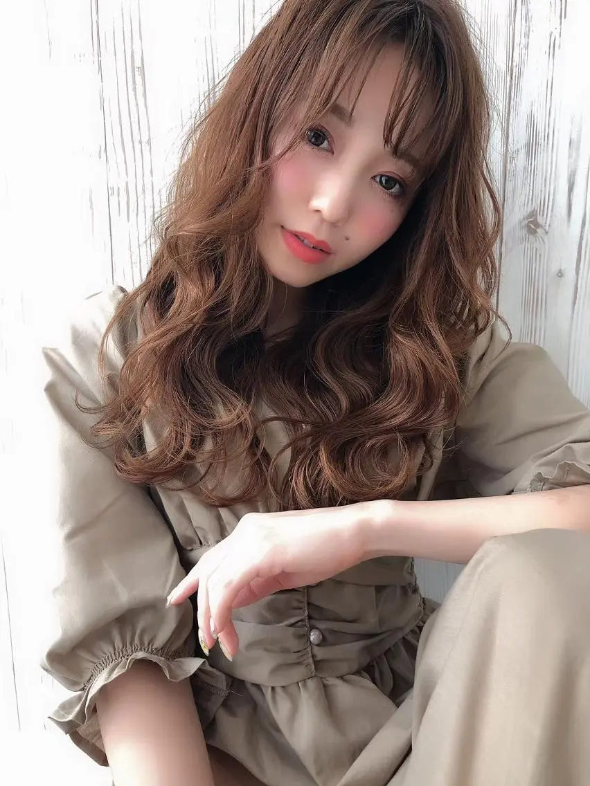 ミディアム 似合わせカット 小顔カット トリートメント カット パーマ トリートメント 🎊ルービック 京橋店💛のヘアスタイル