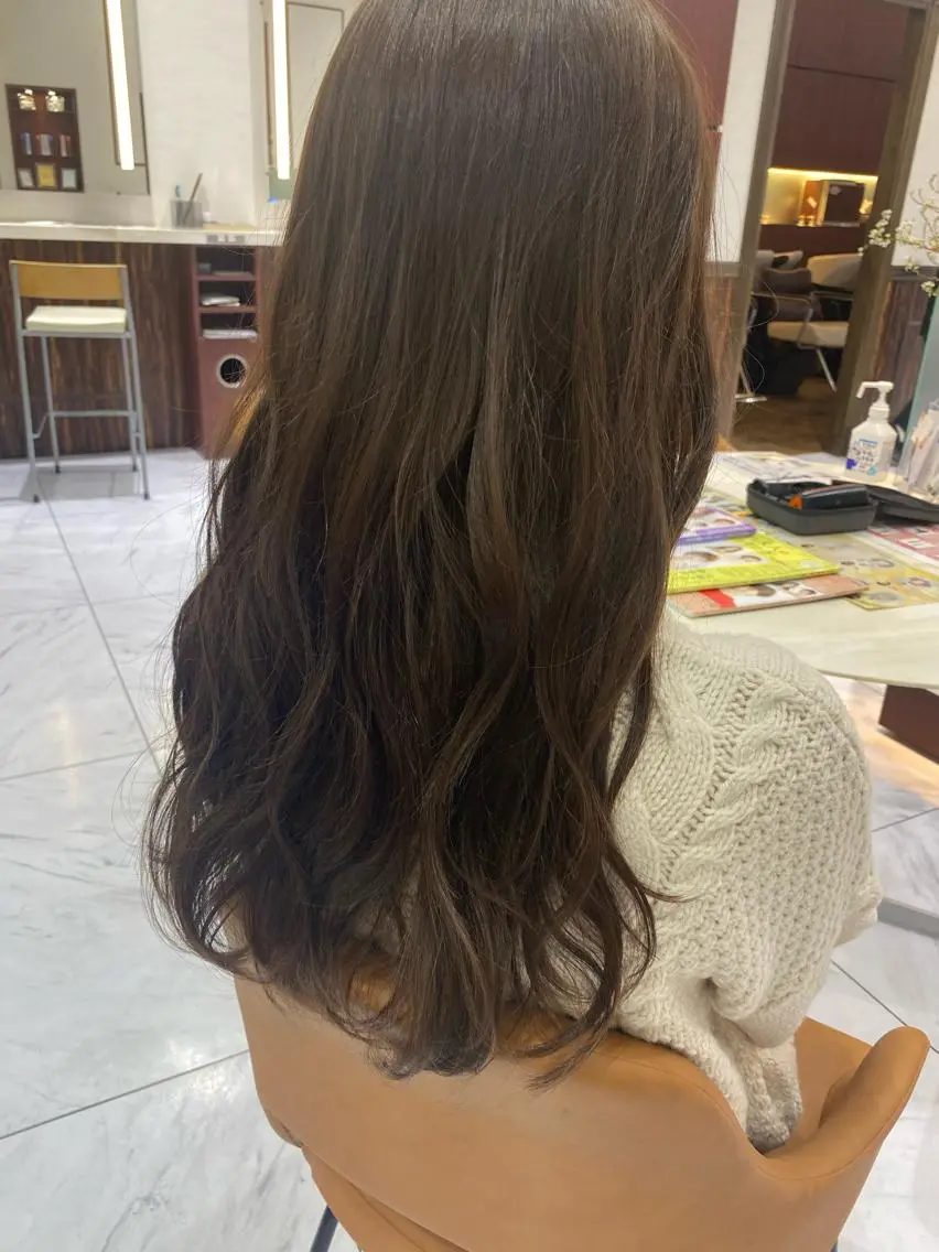 ロング 宮澤 美幸のヘアスタイル