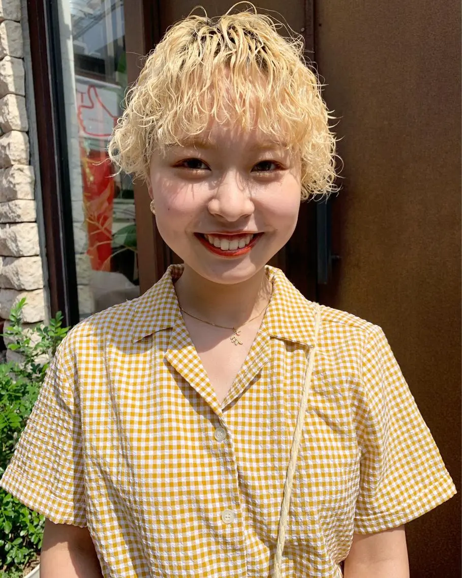 ショート カラー パーマ カット ヘアカラー トリートメント Libre 西野圭一のヘアスタイル