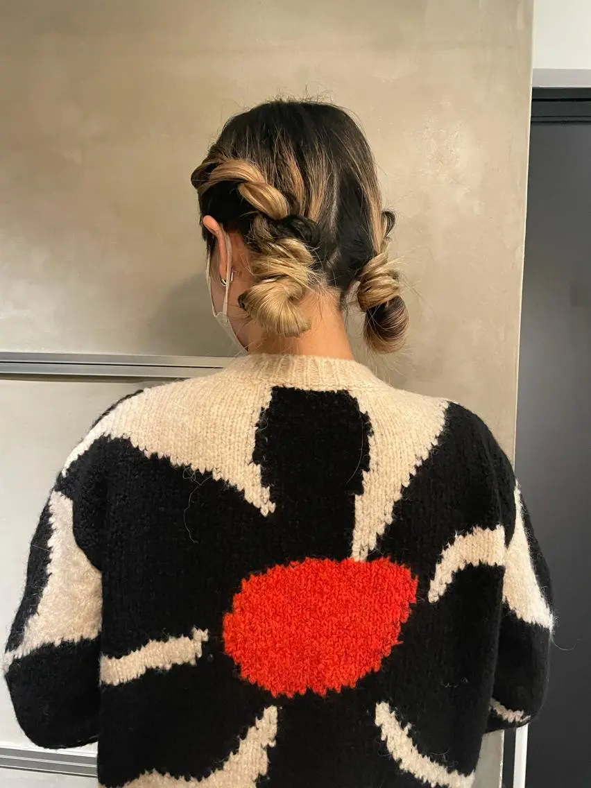ヘアアレンジ 大人girly🛋️ 🤍yukakoのヘアスタイル