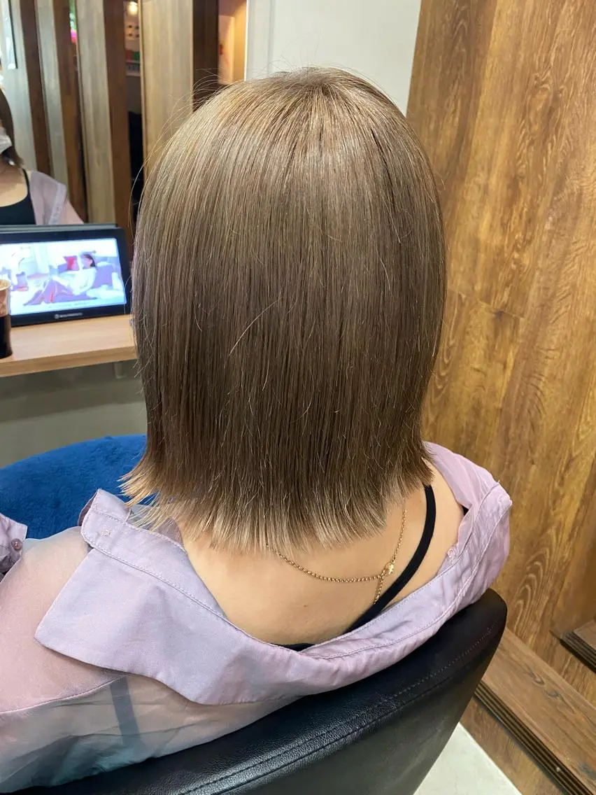 ミディアム カラー yuuka🌻 ハイライト/艶カラーのヘアスタイル