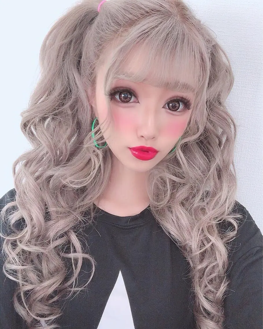 ヘアアレンジ ‎✴︎˚｡Chamo 𝐄𝐑𝐈𝐍𝐀のマツエク・マツパデザイン