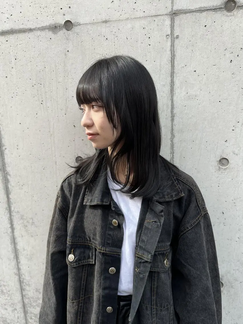 ロング カラー 透明感カラー 顔まわりレイヤー 韓国風ヘア レイヤーカット ロング カット ヘアカラー トリートメント 要プライベートサロン vert🌿マルイ裏のヘアスタイル