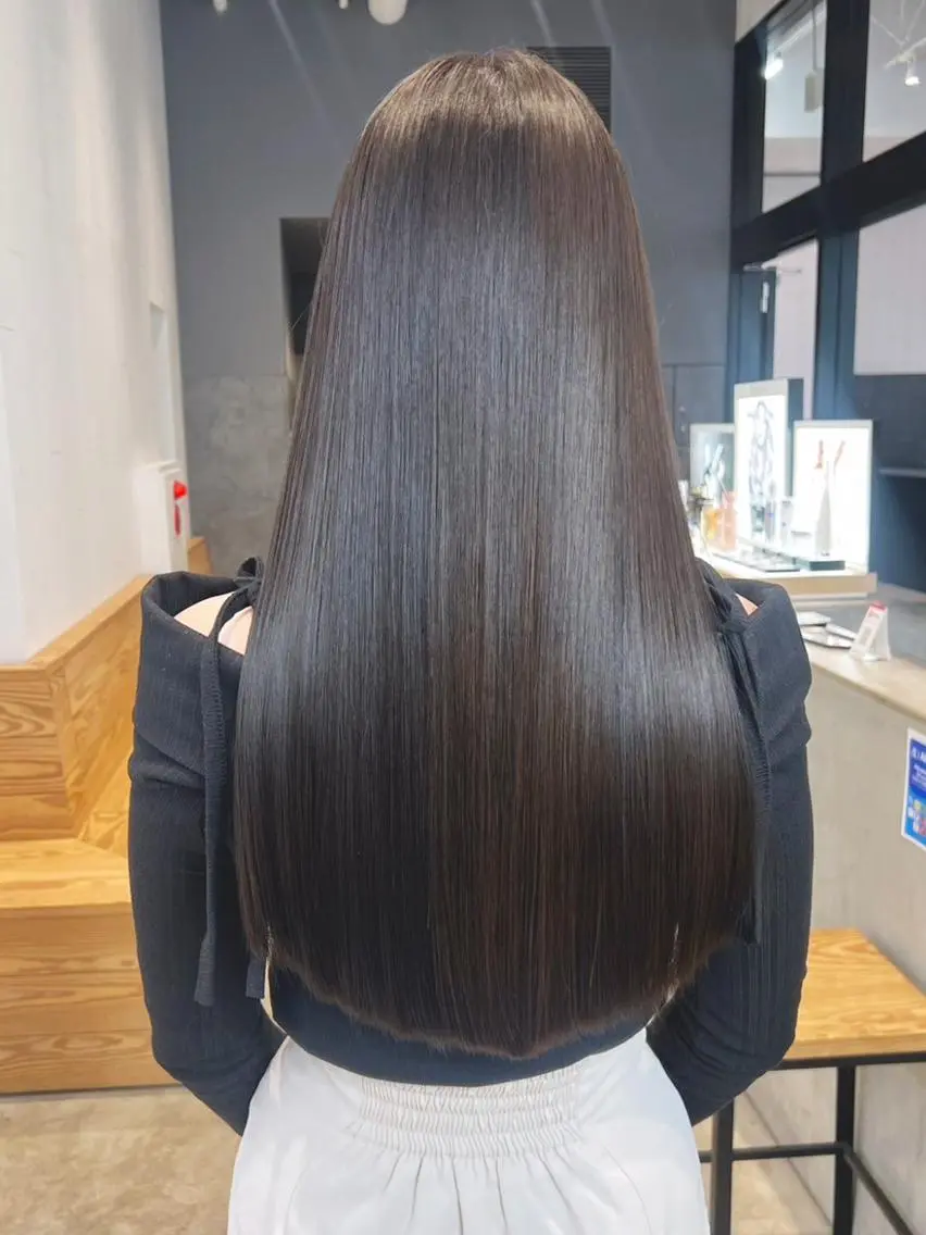 カラー セミロング 顔まわりレイヤー 顔周りカット 韓国風ヘア レイヤーカット カット ヘアカラー トリートメント ITbyALBUM 松戸のヘアスタイル