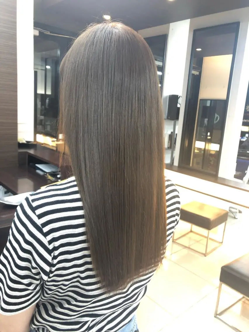 ロング カラー 透明感カラー 八谷 将平のヘアスタイル