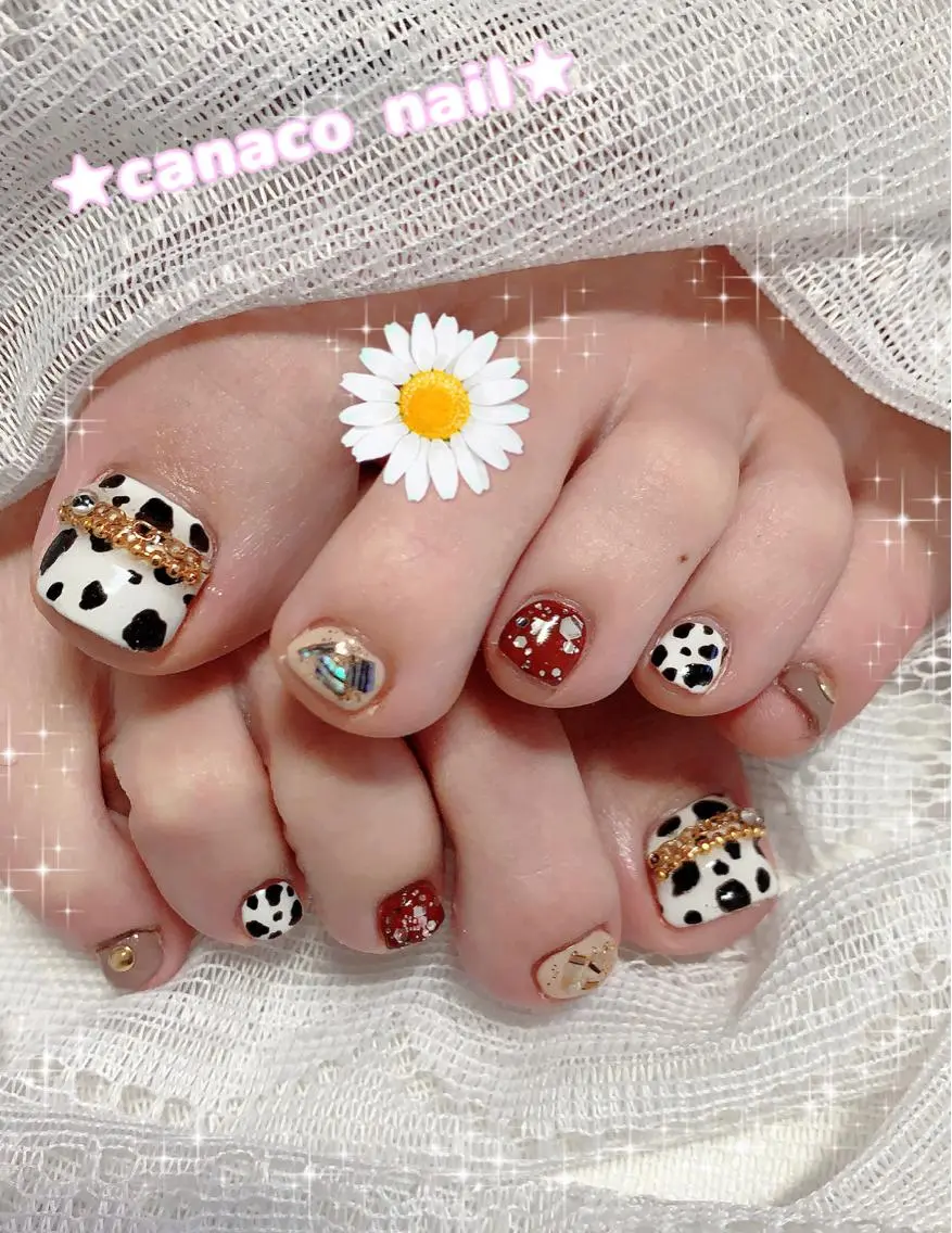 ネイル アートネイル フットネイル ジェルネイル パラジェル ストーンネイル ベテランネイル cnc nailのネイルデザイン