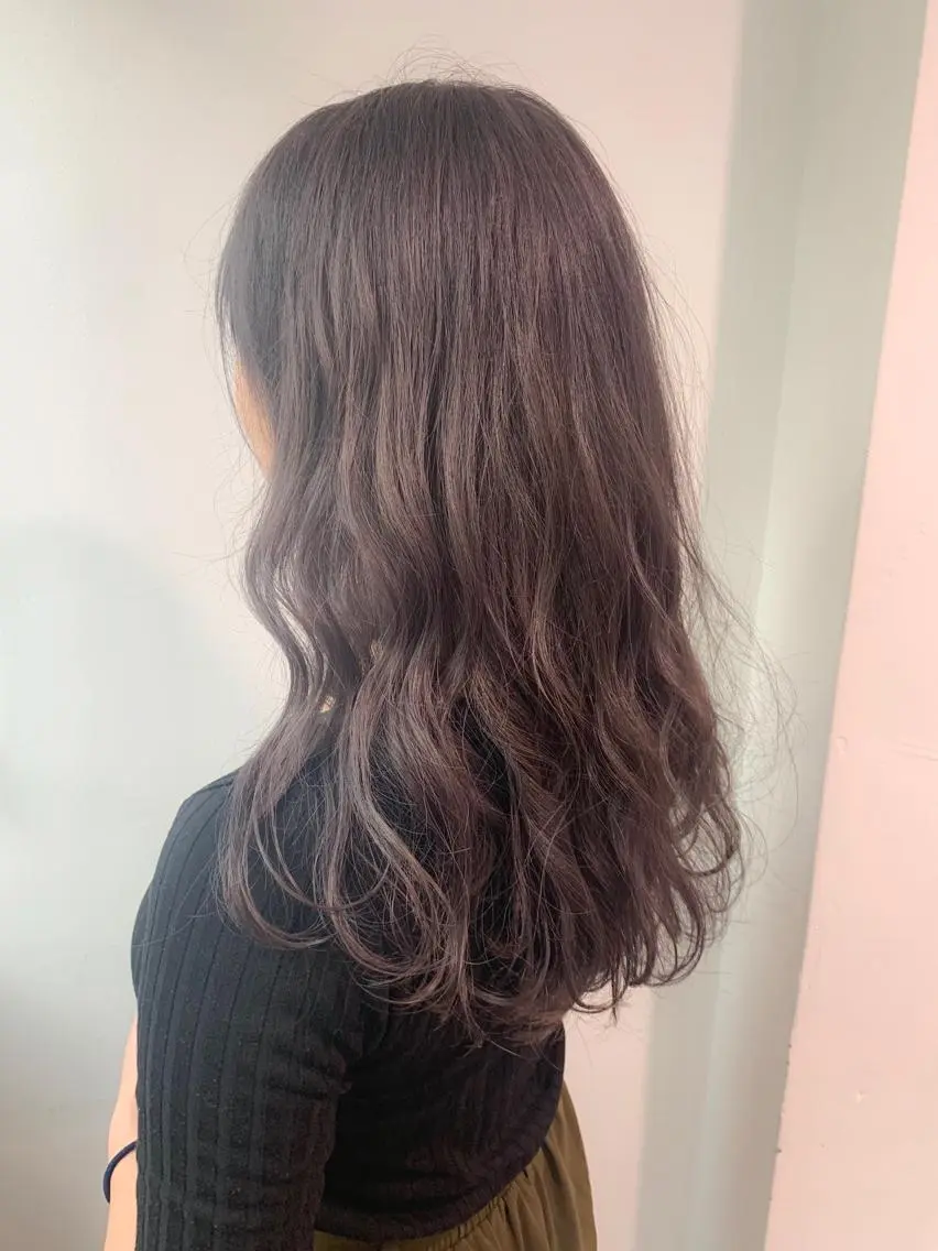 ミディアム カラー パーマ ヘアアレンジ アッシュ パープルカラー 透明感カラー/ レイヤー　YUKAのヘアスタイル