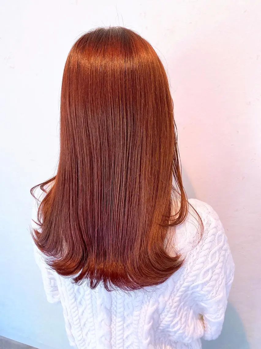 セミロング カラー 伊藤 さやかのヘアスタイル