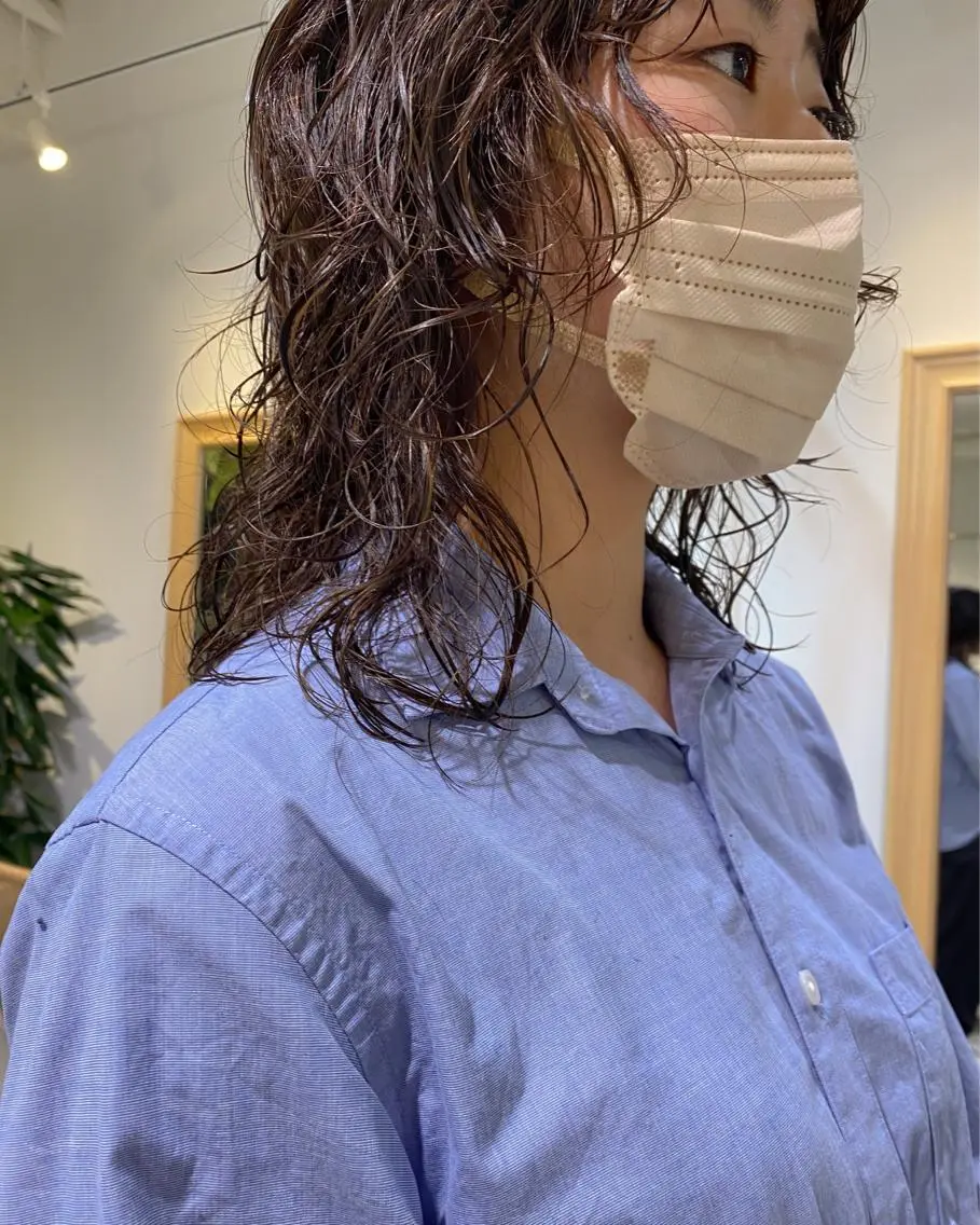 ミディアム パーマ FILMS/sari /似合わせカットのヘアスタイル