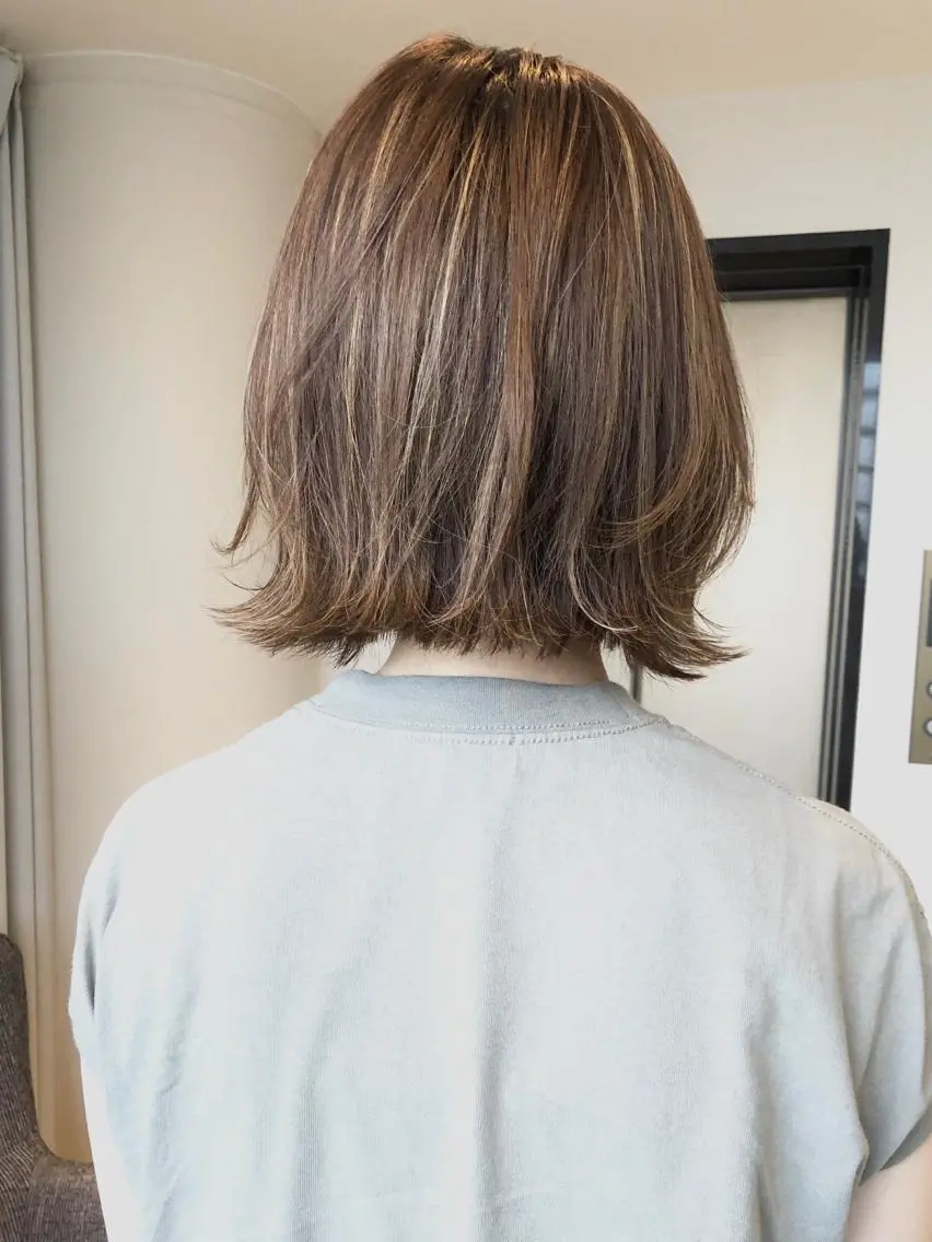 ショート ハイライト Eleanor梅田店 REMIのヘアスタイル