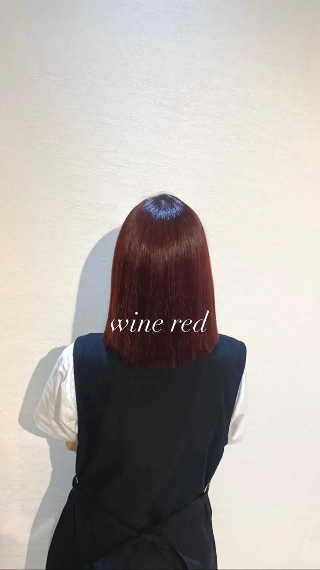 ミディアム カラー ブリーチ ブリーチなしカラー レッドカラー 縮毛矯正とレイヤー カット/杉村凜汰郎のヘアスタイル