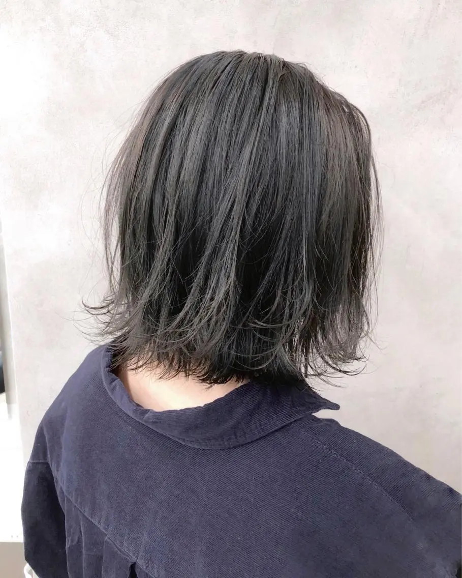 ショート カラー アッシュ ボブ 外ハネヘア カット ヘアカラー トリートメント ヘアセット メンズ特化 パーマ/オザワのヘアスタイル