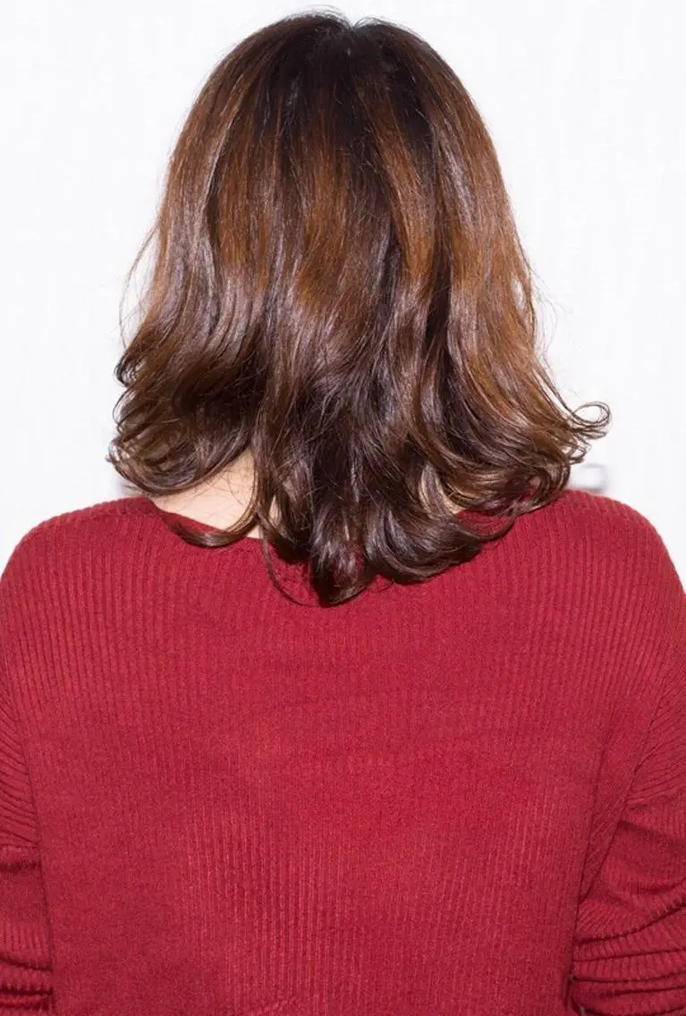 ミディアム 金澤 愛のヘアスタイル
