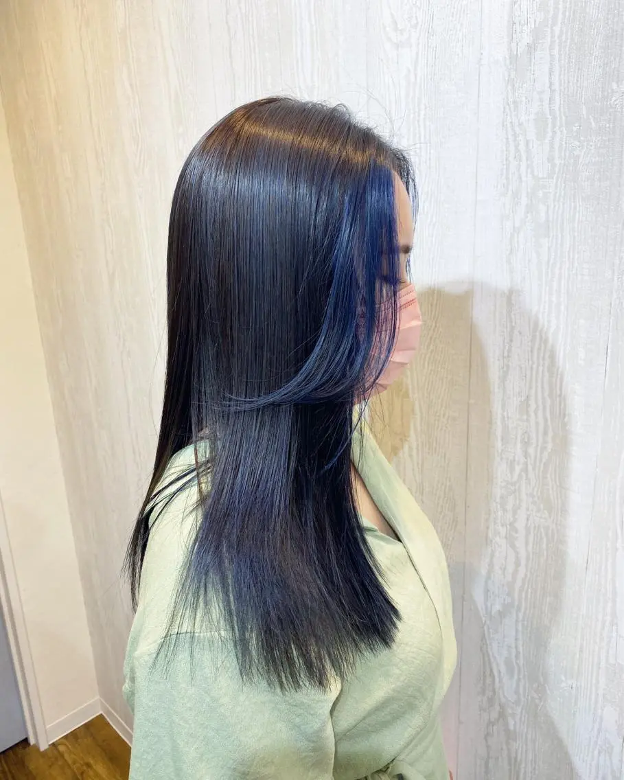 セミロング カラー パーマ カット ヘアカラー トリートメント TELA HAIR 副代表 岡田のヘアスタイル