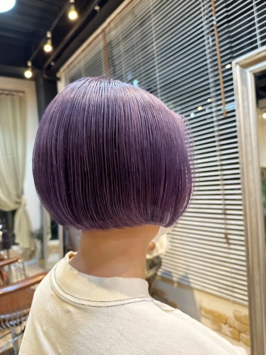 ショート カラー ブリーチ ケアブリーチ ラベンダーカラー カット ヘアカラー トリートメント ::: gally :::のヘアスタイル