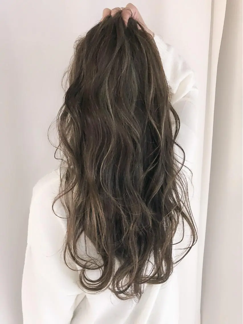 ロング アッシュ アッシュグレー アッシュグレージュ 外国人風カラー ハイライト カット ヘアカラー トリートメント バレイヤージュ 藤沢 髪質改善 竹内ケンゴのヘアスタイル