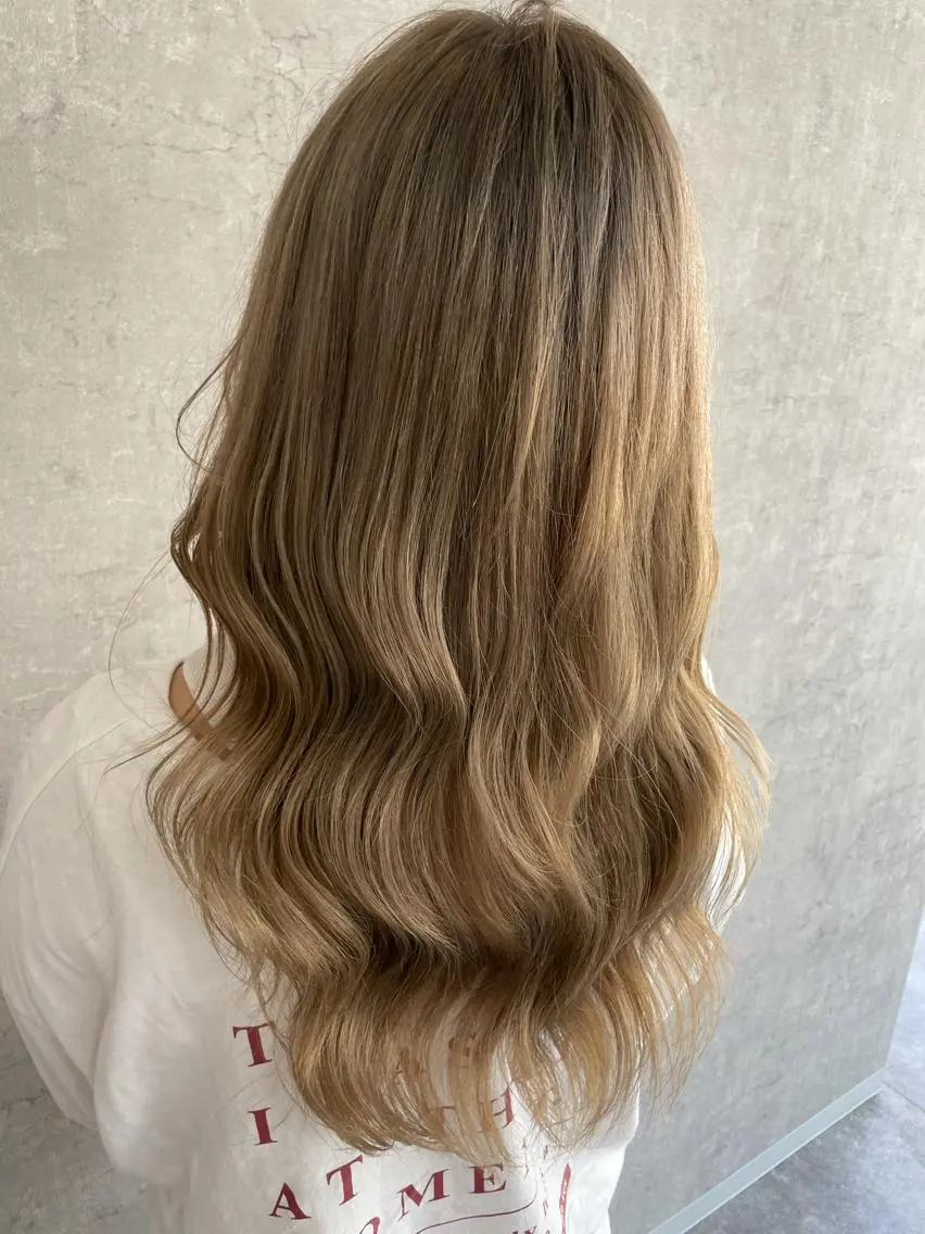 セミロング カラー パーマ ヘアアレンジ メンズ キッズ ネイル マツエク・マツパ メンズバレイヤージュ メンズブリーチ フェードカット メンズハイライト メンズインナーカラー メンズ特化 しゅうへいのヘアスタイル