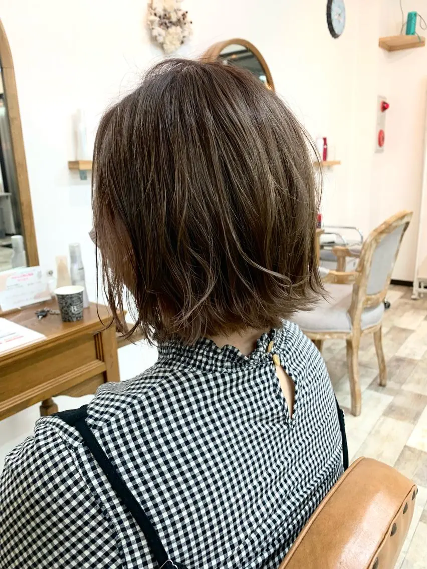 ミディアム ナツミ🌼新越谷/ 骨格修正/艶髪のヘアスタイル