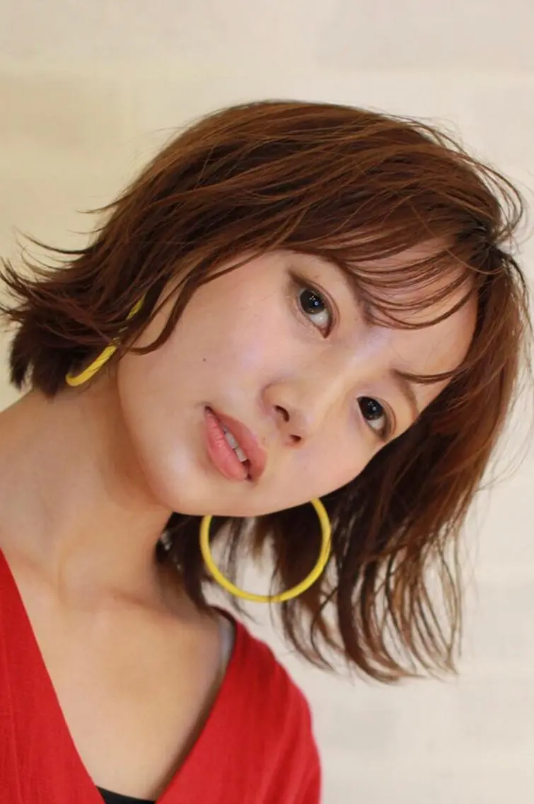 ミディアム カジサ ケイコのヘアスタイル