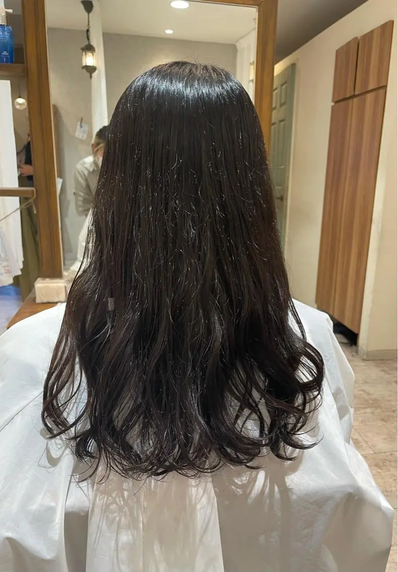 セミロング カット ヘアカラー 小川 夏生のヘアスタイル