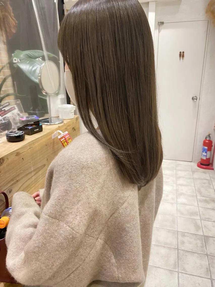 セミロング カラー ベージュカラー オリーブベージュ オリーブカラー 🌟アレンジが似合う カラー🌟Rumiのヘアスタイル