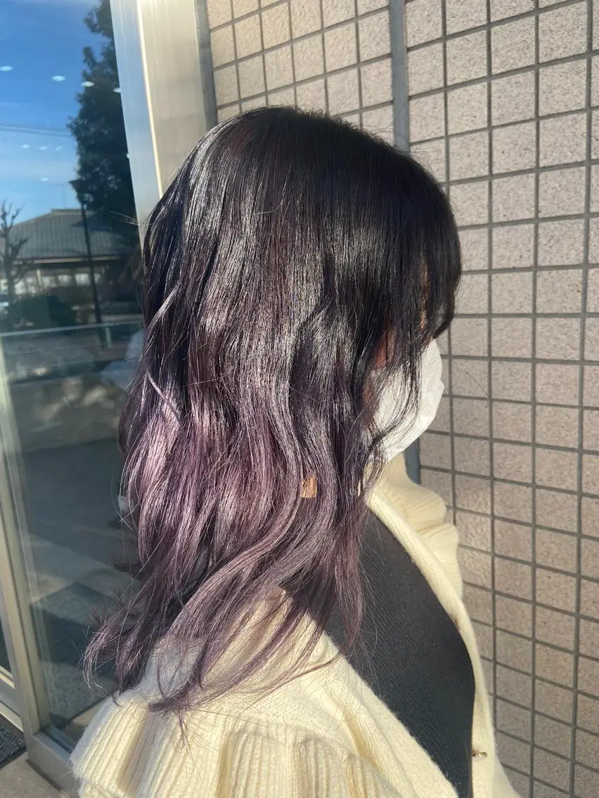 セミロング パープルカラー torico yuriのヘアスタイル