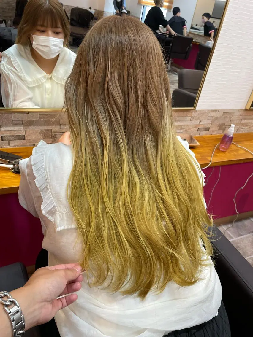 ロング カラー ブリーチ イエローカラー ヘアカラー YUI/ ブリーチカラー🌷のヘアスタイル