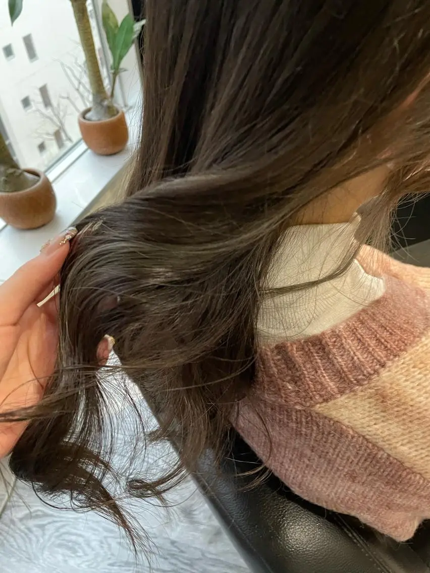 セミロング 【Lilly】成田 紗英のヘアスタイル