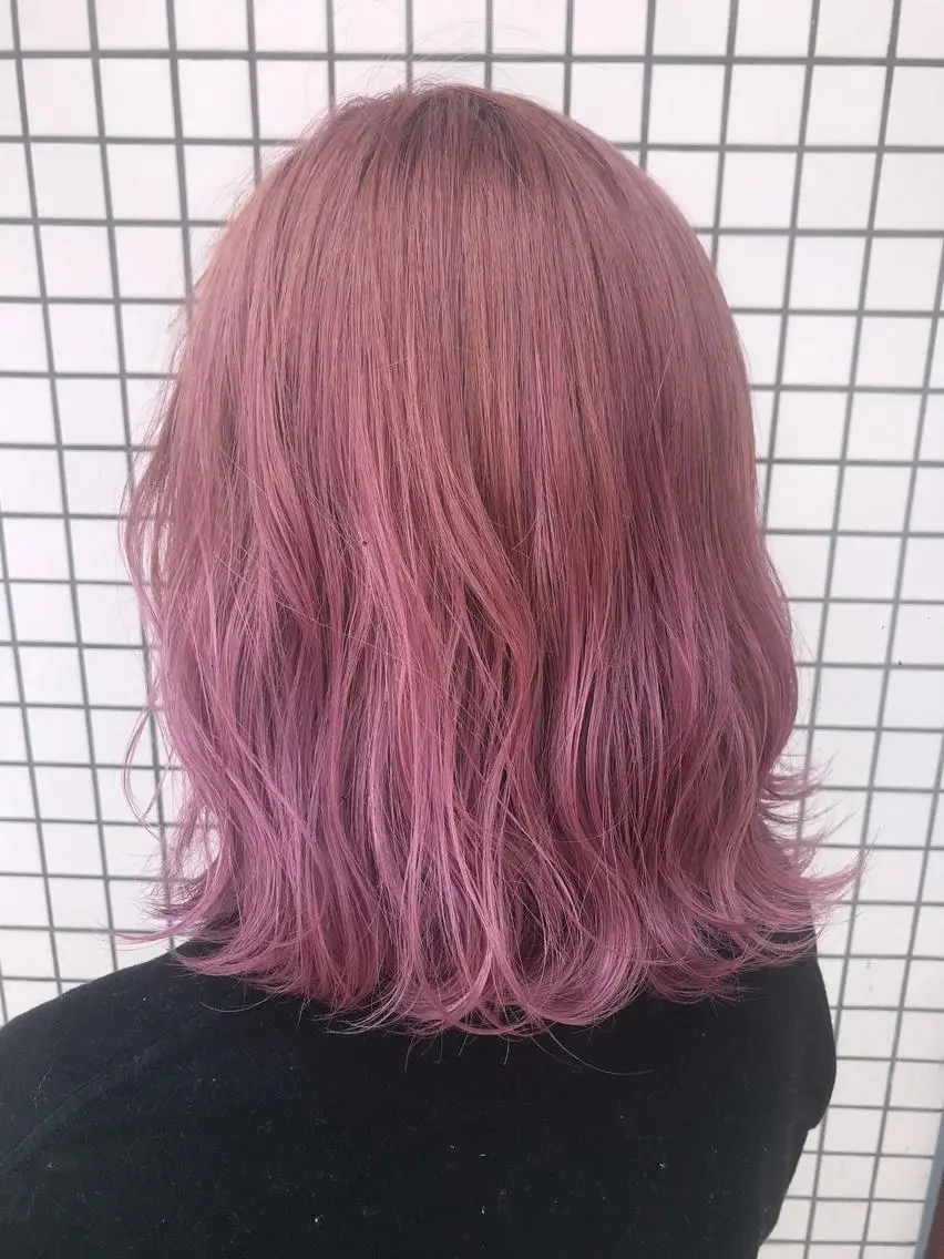 ミディアム カラー 松村 未央のヘアスタイル