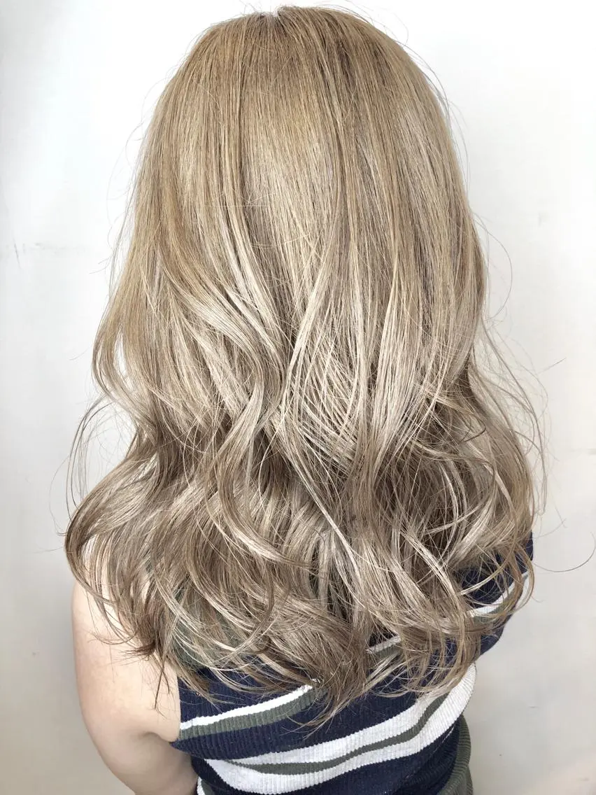 セミロング ヘアカラー トリートメント シールエクステ×美髪 改善/ヨシモトカンジのヘアスタイル