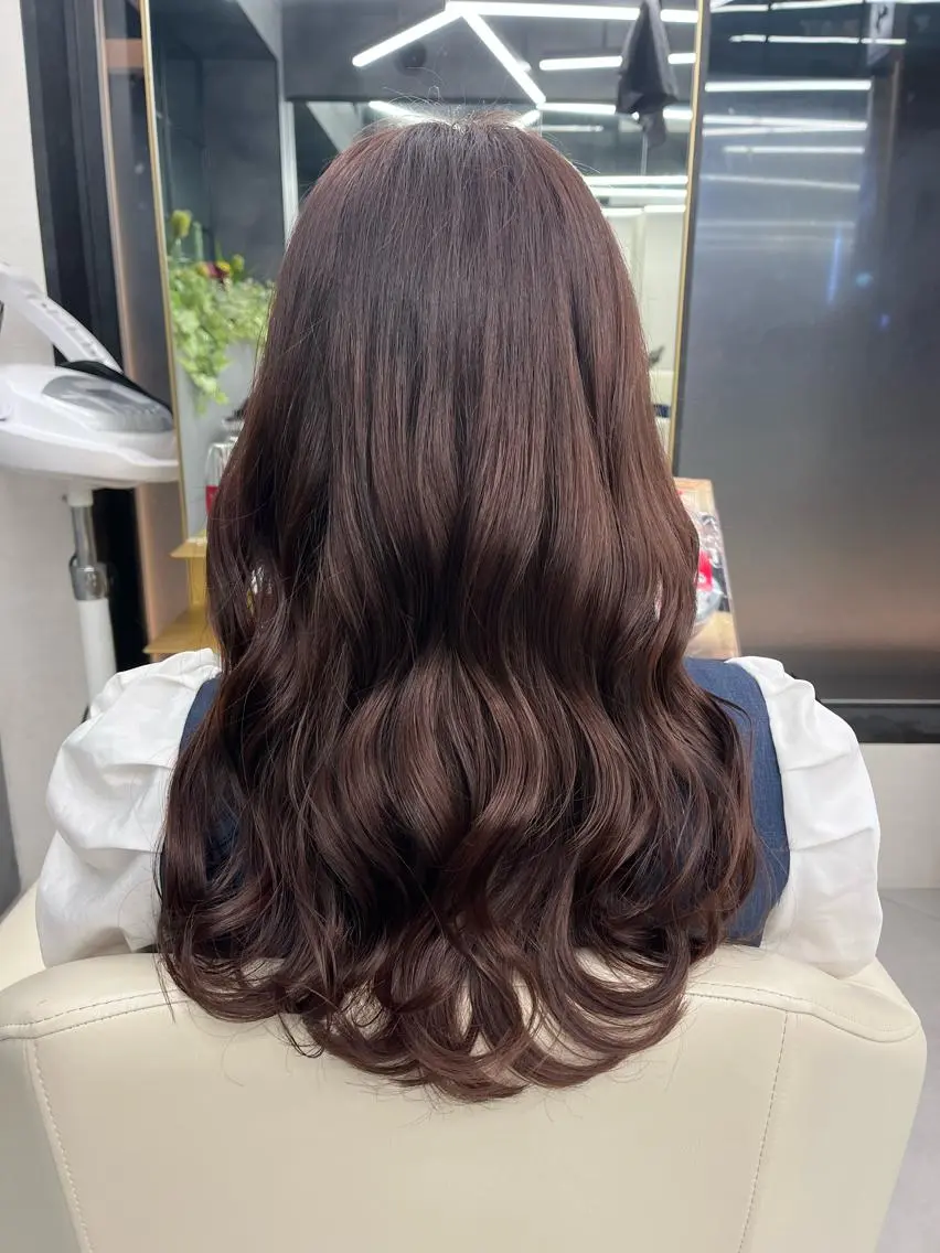 カラー 梶 久菜乃のヘアスタイル